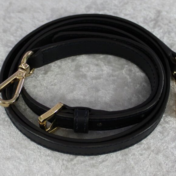 Michael Kors Signature Satchel & Wallet Set (NWOT) - Picture 9 of 15